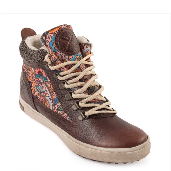 inkaas Shoes - EUC - Inkaas Kali Camping Boot
